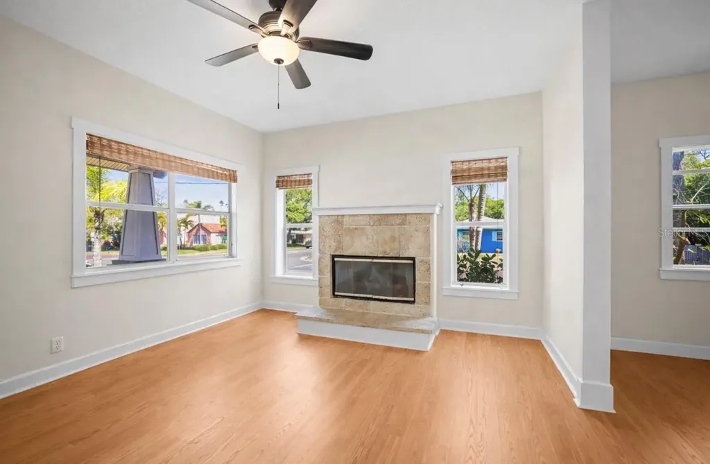 1777 Bayshore Boulevard Dunedin FL 34698
