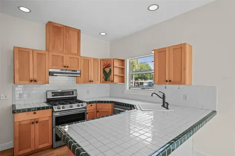 1777 Bayshore Boulevard Dunedin FL 34698