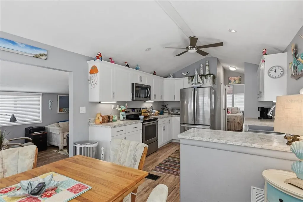 1674 University Parkway Sarasota FL 34243