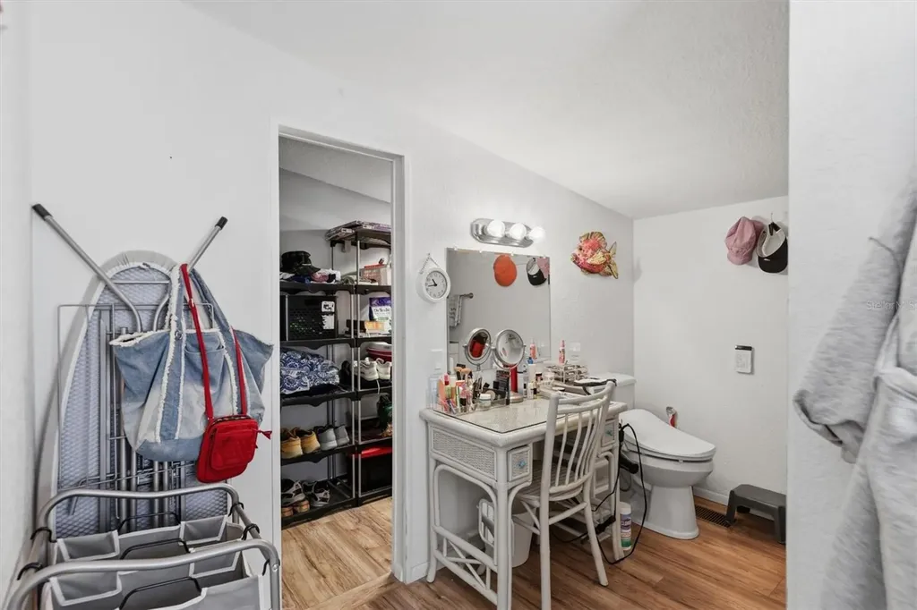1674 University Parkway Sarasota FL 34243