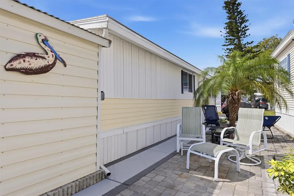 1674 University Parkway Sarasota FL 34243