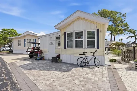 1674 University Parkway Sarasota FL 34243