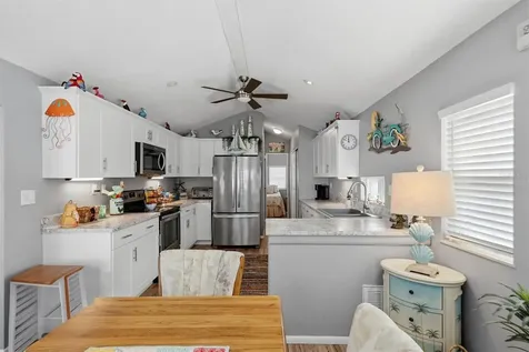 1674 University Parkway Sarasota FL 34243