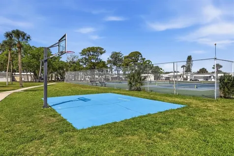 1674 University Parkway Sarasota FL 34243