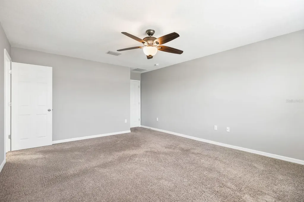 14649 Brumby Ridge Avenue Lithia FL 33547