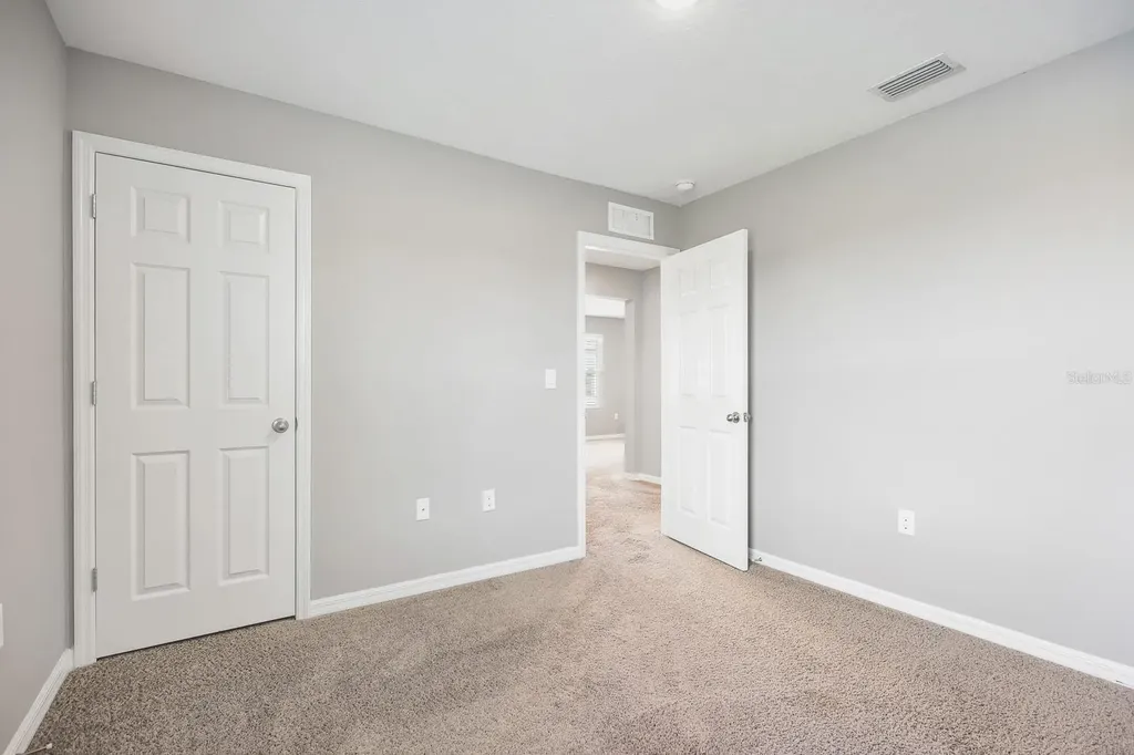 14649 Brumby Ridge Avenue Lithia FL 33547
