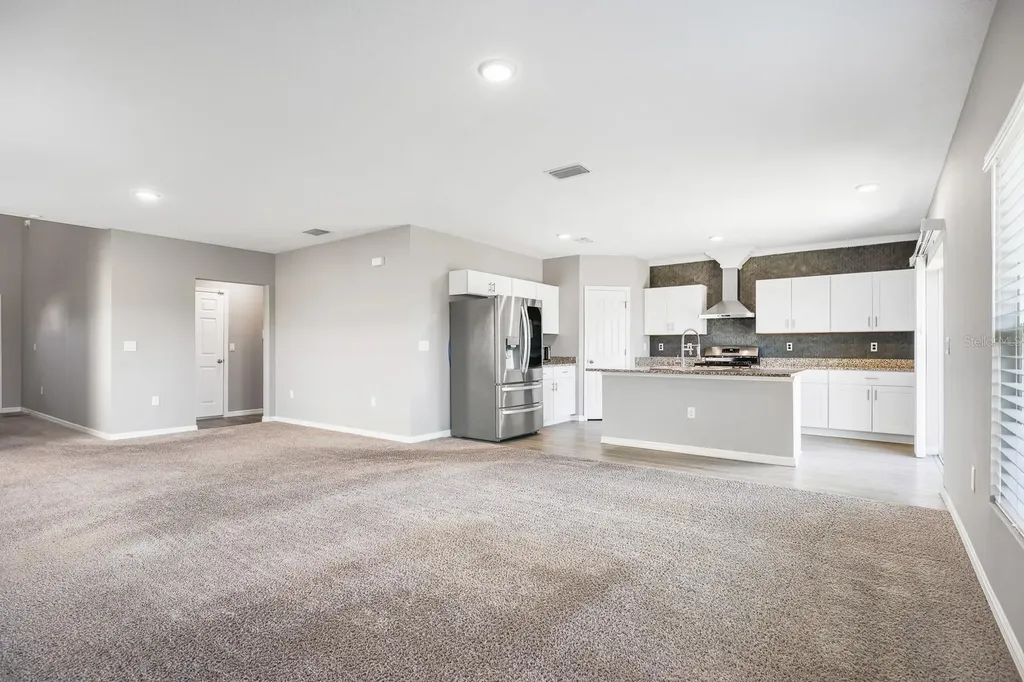 14649 Brumby Ridge Avenue Lithia FL 33547
