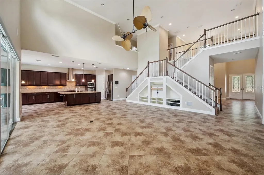 5117 Longspur Court Lithia FL 33547