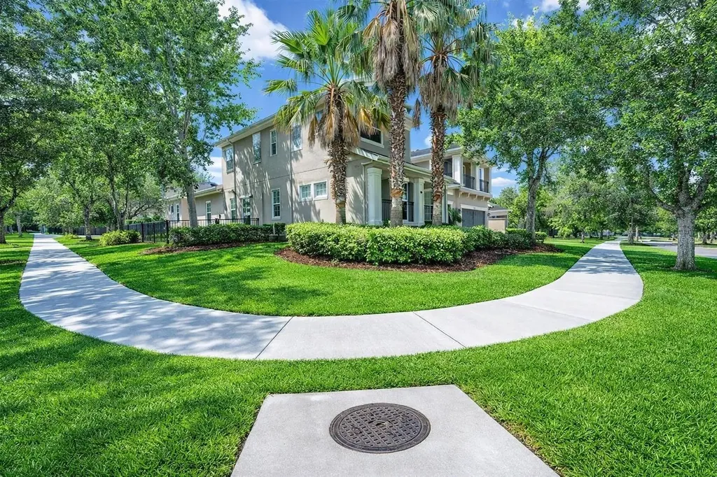 5117 Longspur Court Lithia FL 33547