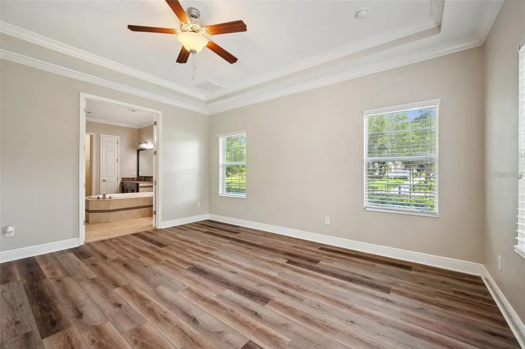 5117 Longspur Court Lithia FL 33547