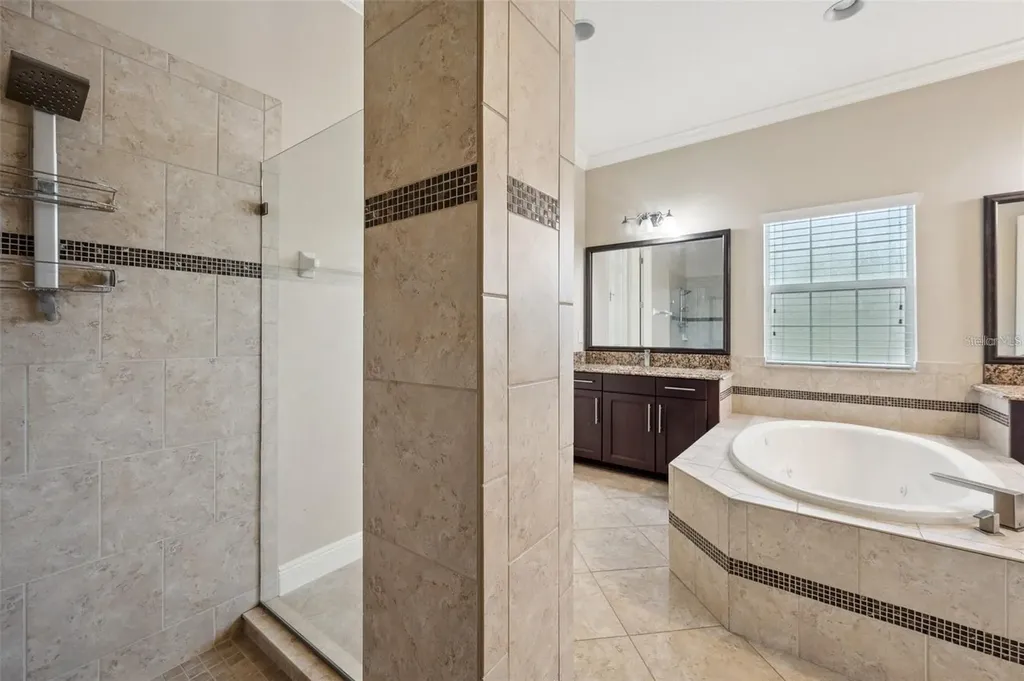 5117 Longspur Court Lithia FL 33547