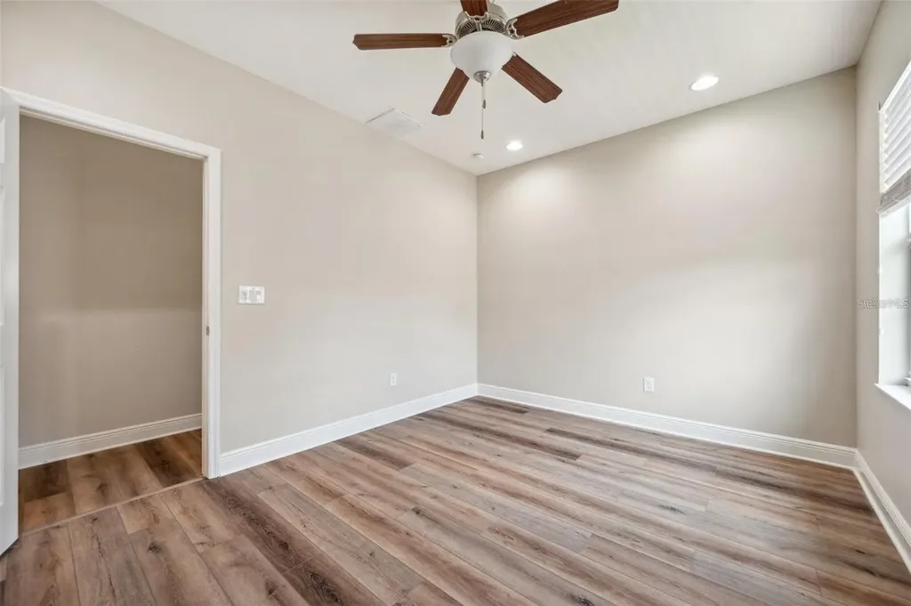 5117 Longspur Court Lithia FL 33547