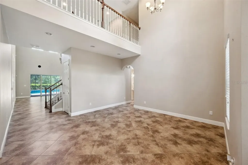 5117 Longspur Court Lithia FL 33547