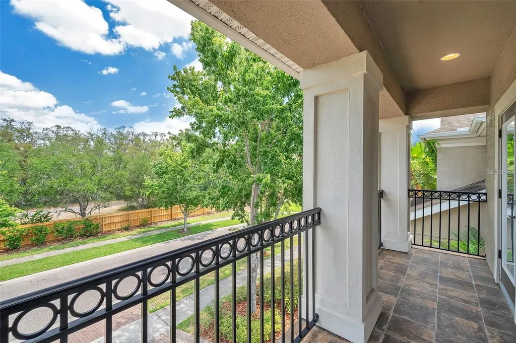 5117 Longspur Court Lithia FL 33547