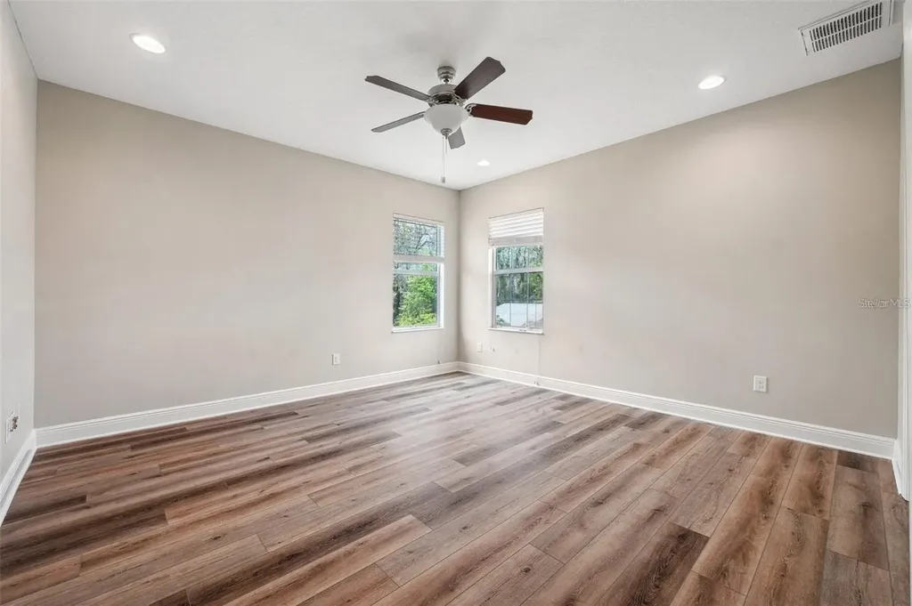5117 Longspur Court Lithia FL 33547