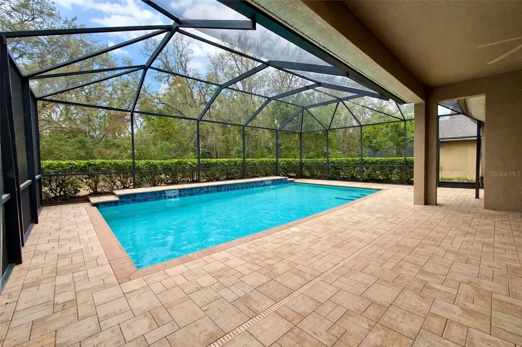 5117 Longspur Court Lithia FL 33547