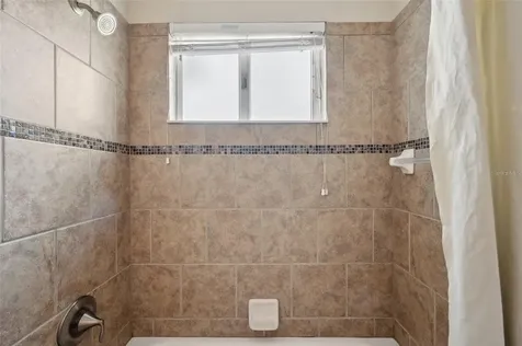 5117 Longspur Court Lithia FL 33547