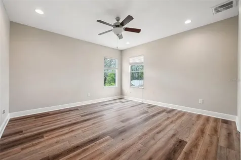 5117 Longspur Court Lithia FL 33547