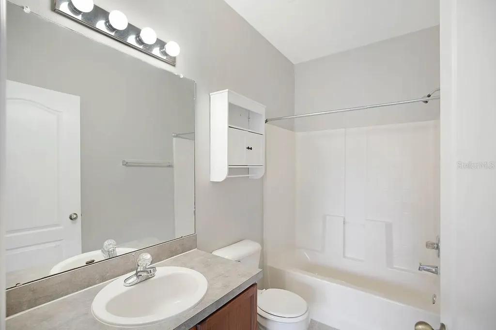 5890 Fishhawk Ridge Drive Lithia FL 33547