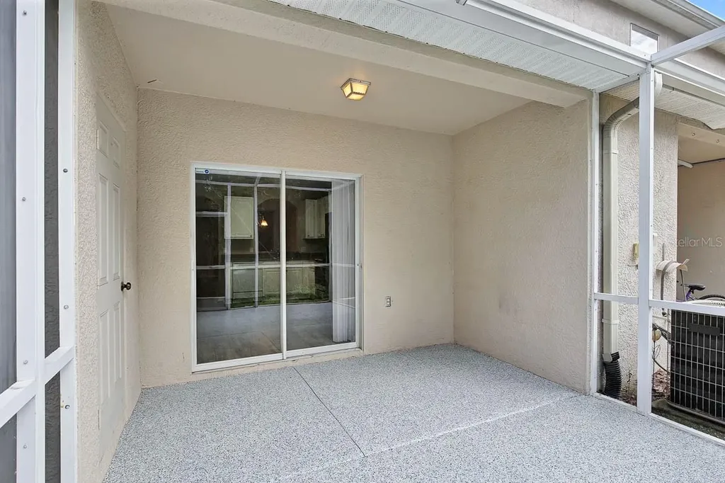 5890 Fishhawk Ridge Drive Lithia FL 33547