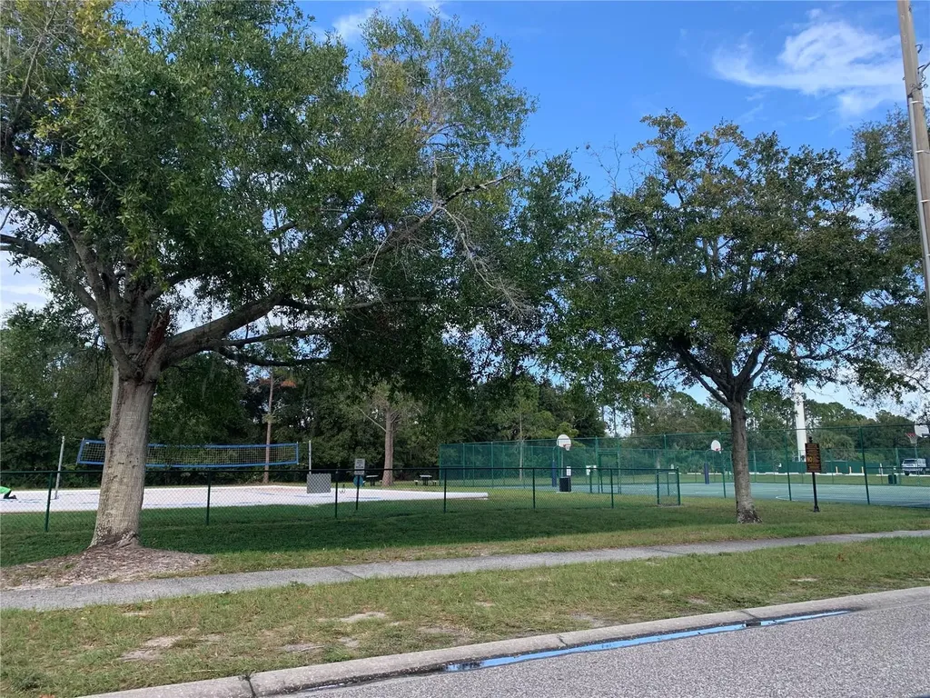 8718 Imperial Court Tampa FL 33635