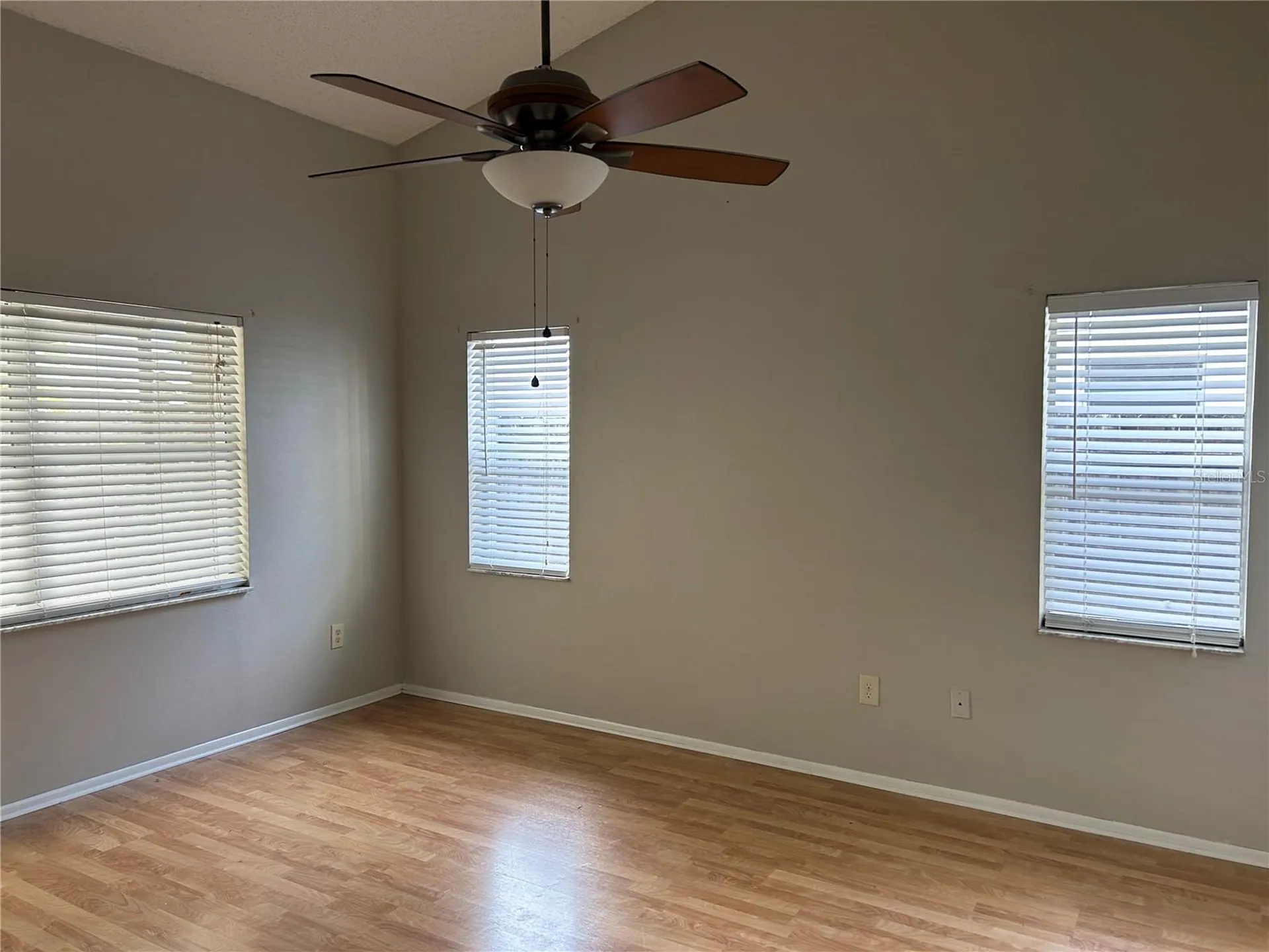 8718 Imperial Court Tampa FL 33635