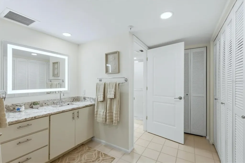 1955 Gulf Of Mexico Drive Longboat Key FL 34228