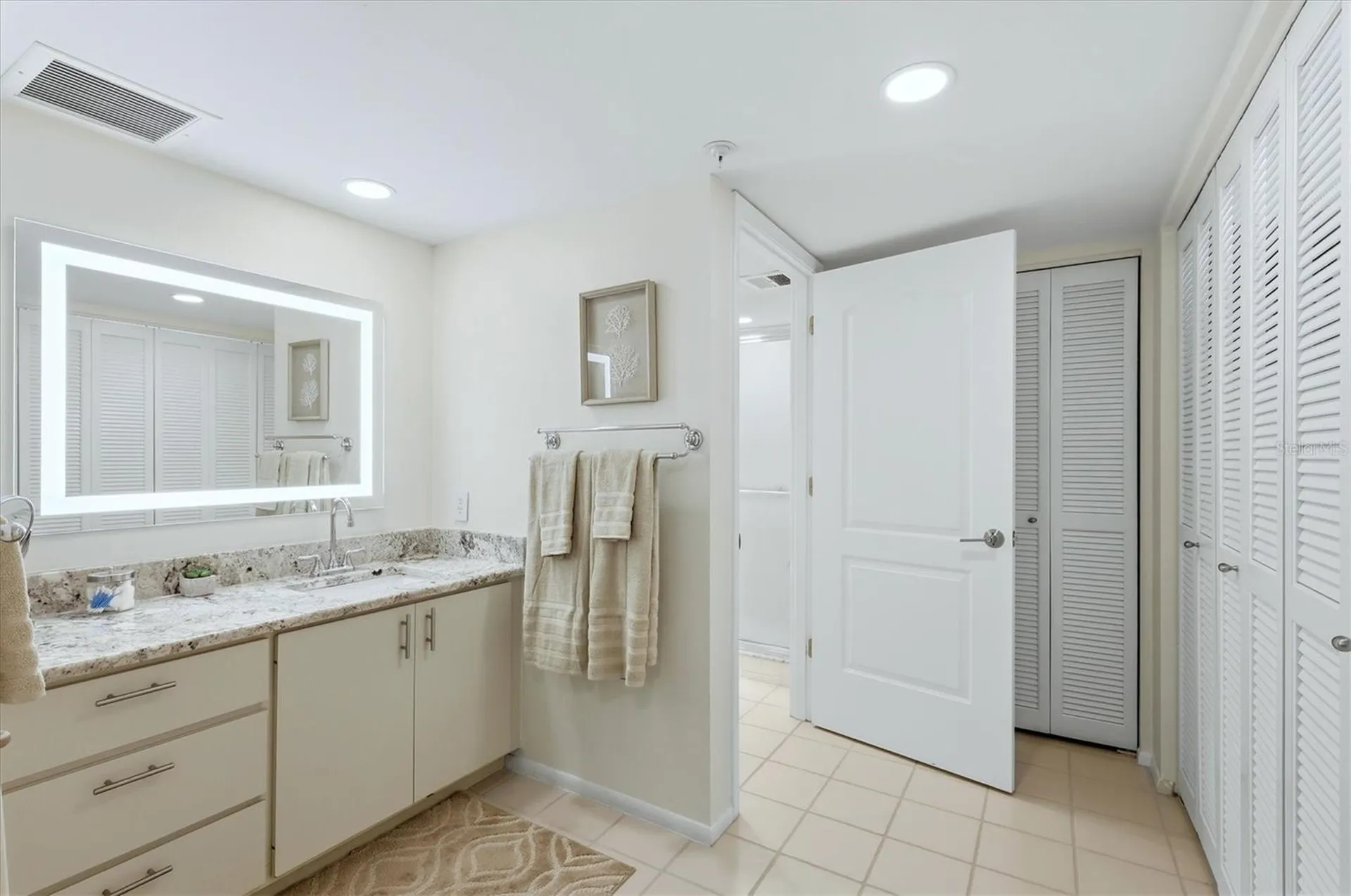 1955 Gulf Of Mexico Drive Longboat Key FL 34228