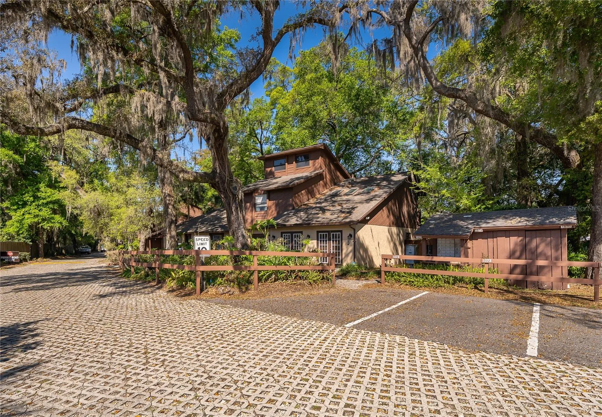 1073 Love Lane Apopka FL 32703