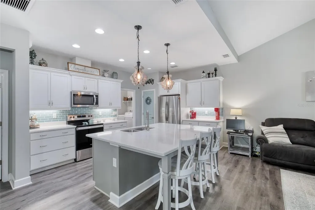 444 Lime Avenue Daytona Beach FL 32124