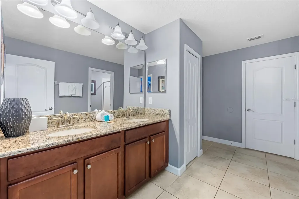 9158 Wedge Drive Davenport FL 33896