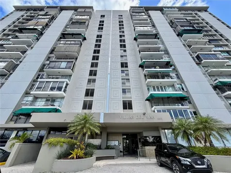 Villas Del Mar Este Ph Avenue Isla Verde Carolina PR 00979