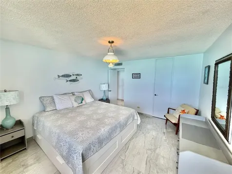 Villas Del Mar Este Ph Avenue Isla Verde Carolina PR 00979