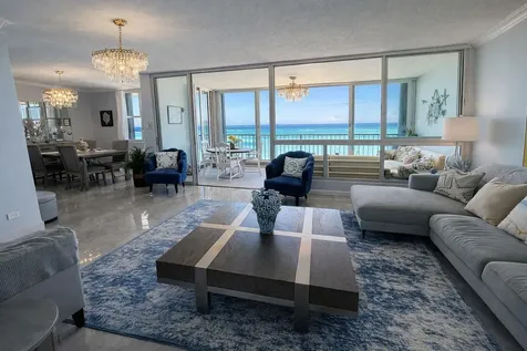 Villas Del Mar Este Ph Avenue Isla Verde Carolina PR 00979