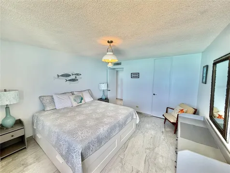 Villas Del Mar Este Ph Av. Isla Verde Carolina PR 00979