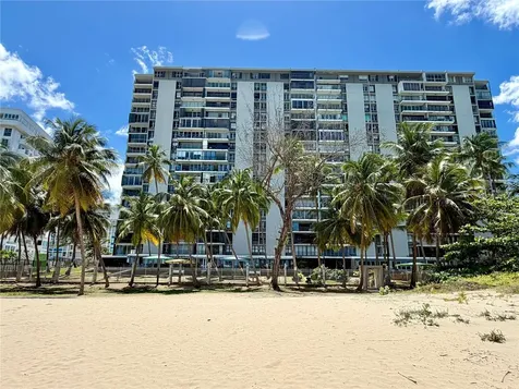 Villas Del Mar Este Ph Avenue Isla Verde Carolina PR 00979