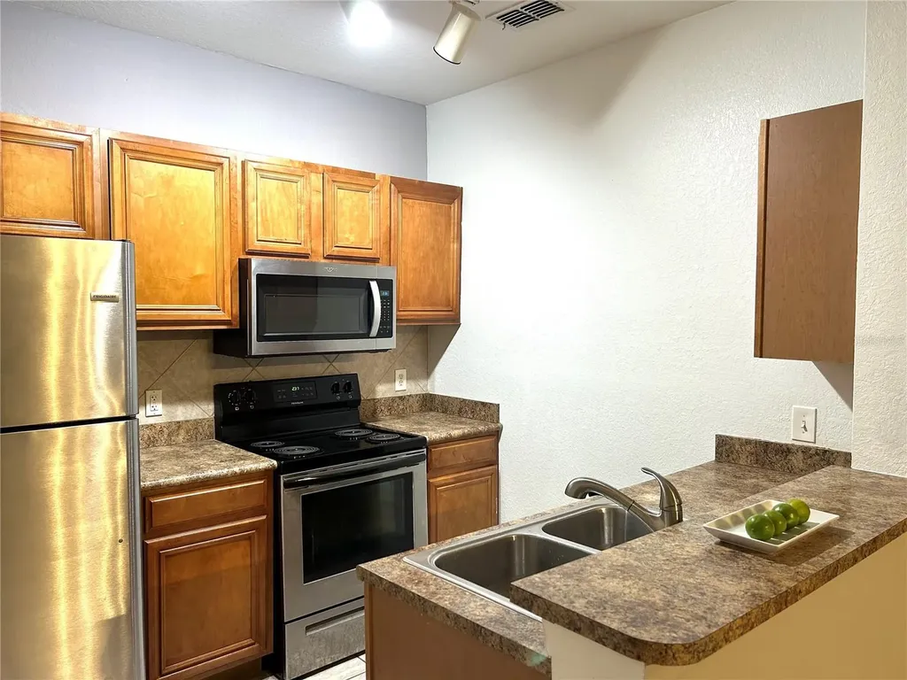 6137 Metrowest Boulevard Orlando FL 32835