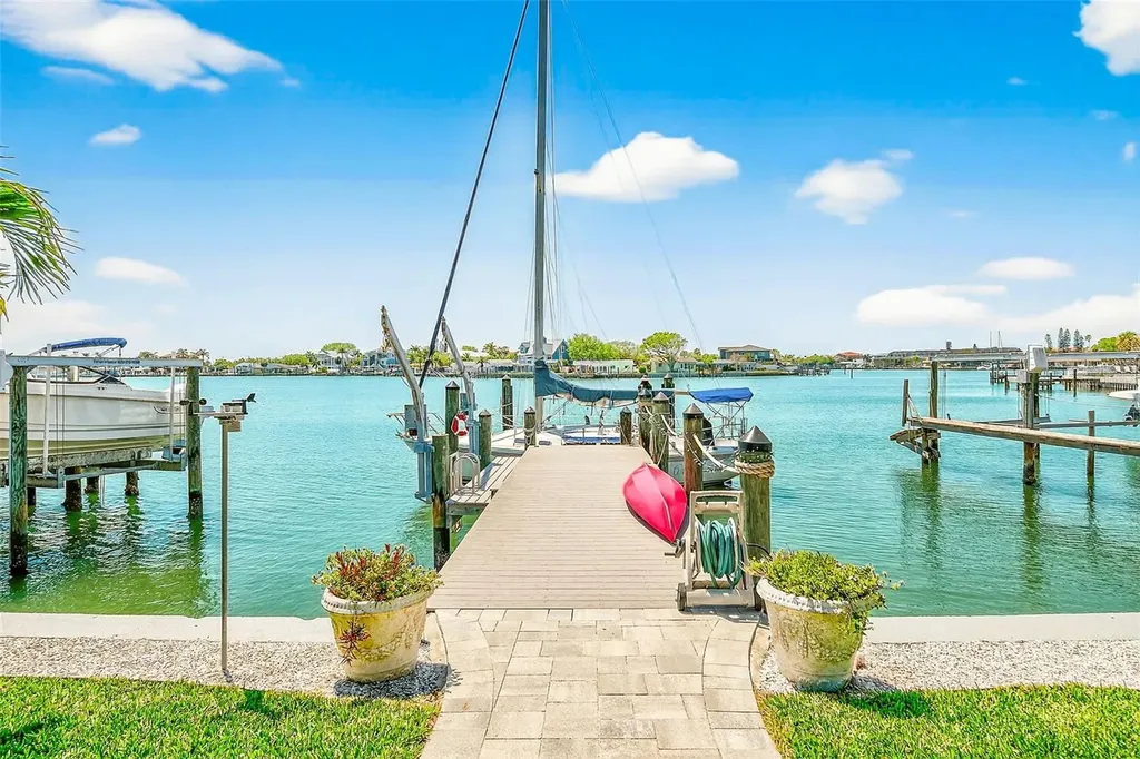 441 Harbor Drive S Indian Rocks Beach FL 33785