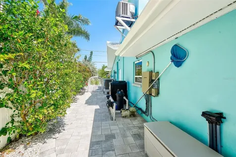 441 Harbor Drive S Indian Rocks Beach FL 33785