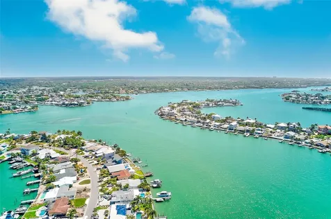 441 Harbor Drive S Indian Rocks Beach FL 33785
