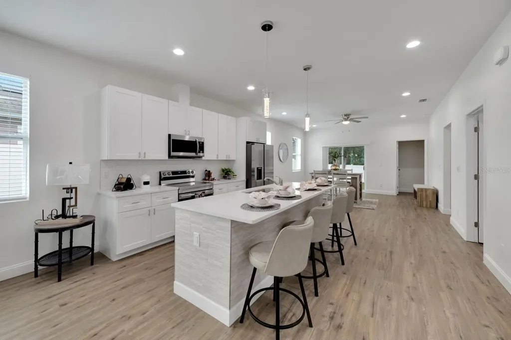 3706 Wiggins Leaf Street Tampa FL 33619