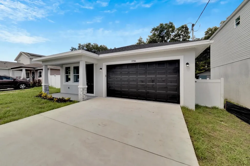 3706 Wiggins Leaf Street Tampa FL 33619