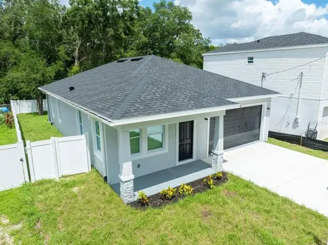 3706 Wiggins Leaf Street Tampa FL 33619