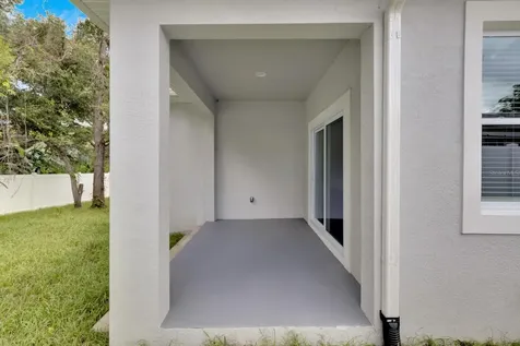 3706 Wiggins Leaf Street Tampa FL 33619