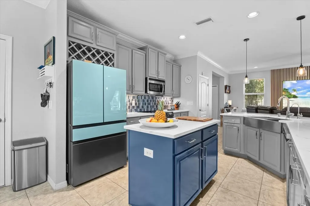 5439 Cartagena Drive Sarasota FL 34233