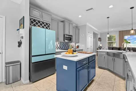 5439 Cartagena Drive Sarasota FL 34233