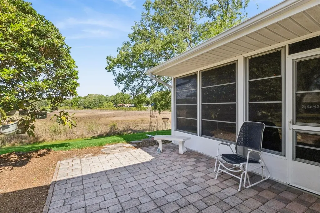 27110 Racquet Circle Leesburg FL 34748