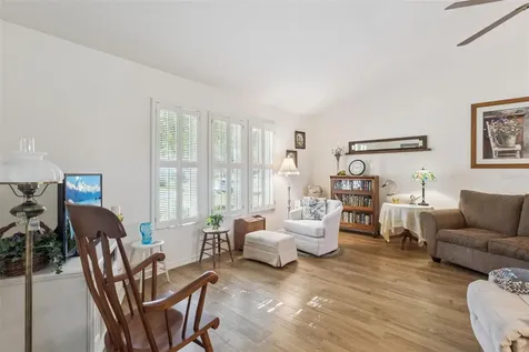 27110 Racquet Circle Leesburg FL 34748