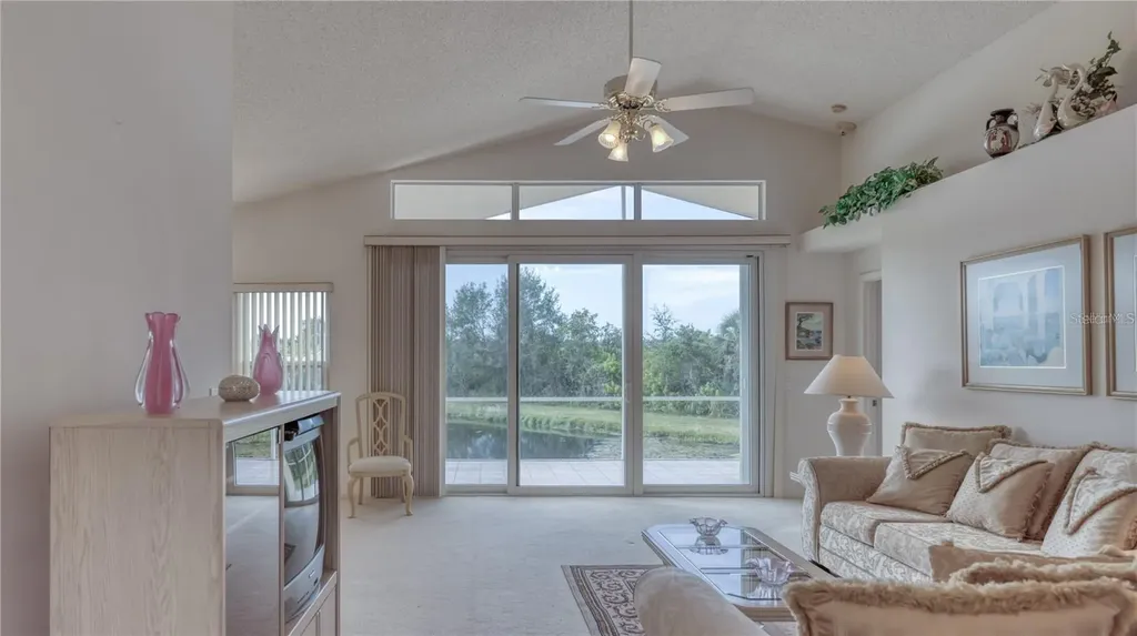 718 Lighthouse Drive Tarpon Springs FL 34689