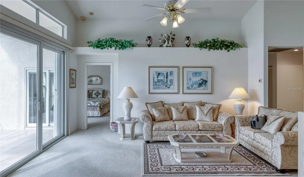 718 Lighthouse Drive Tarpon Springs FL 34689